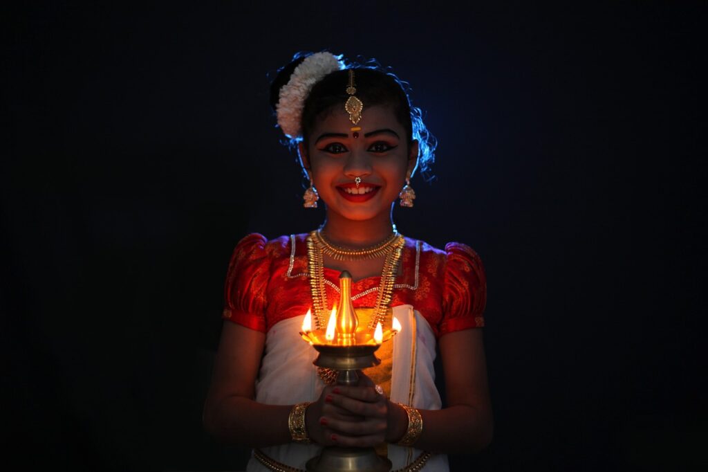 girl, diwali, portrait-6352783.jpg