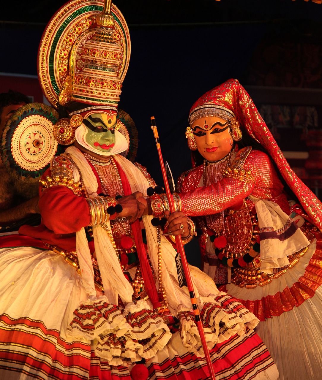 kerala, dancer, costume-1414134.jpg